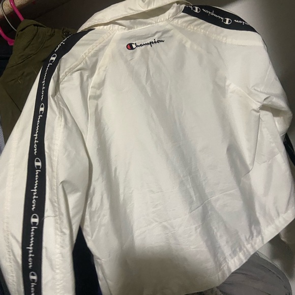 Retro Champion cropped button up wind breaker - Picture 2 of 5